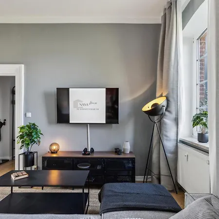 Nasa Homes 4 Altbauwohnung Zentral Inkl Smart Tv Netflix Garten Бад-Бевензен