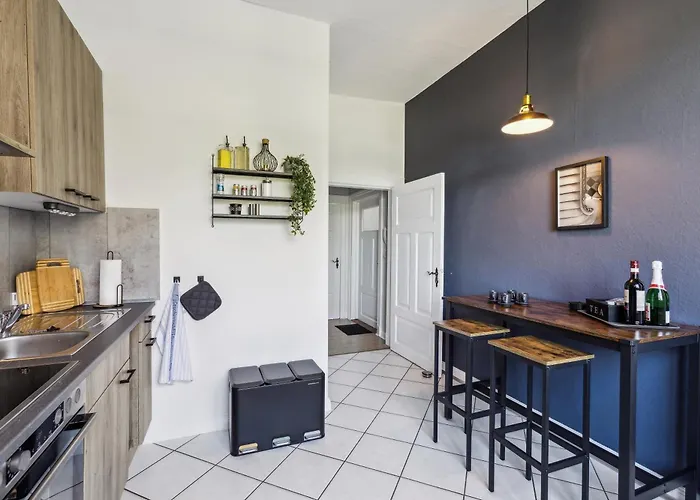Nasa Homes 4 Altbauwohnung Zentral Inkl Smart Tv Netflix Garten *